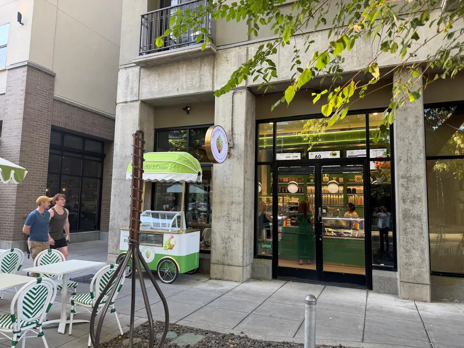 The patio seating outside Pistachio & Cream